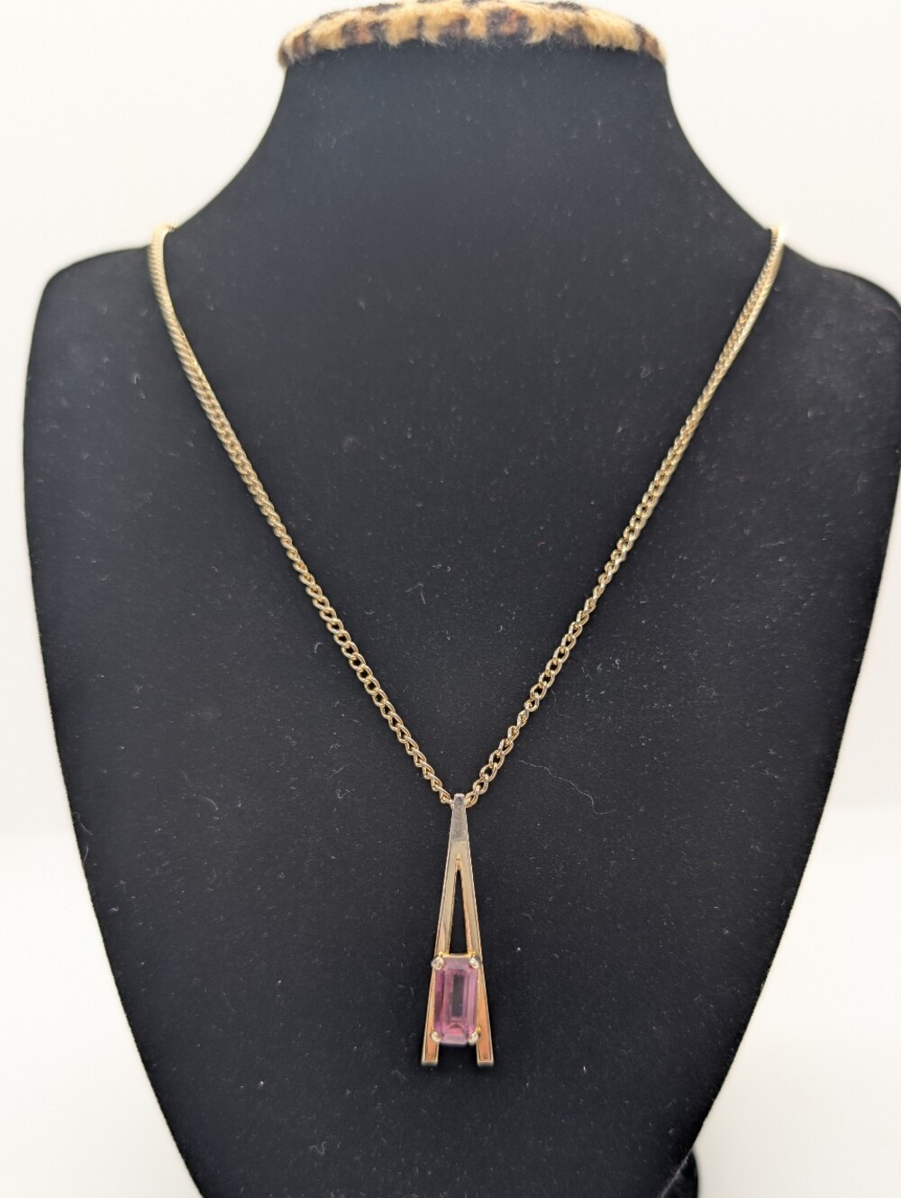 Vintage Avon Gold-tone Pendant Necklace From The 1970s Plaza IV Collection